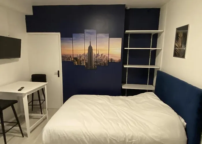 Lh Rooms Location